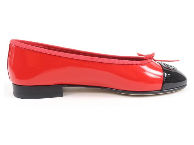 Timeless Chanel COCO Mark Patent leather Ballet Flats Black Red - view 6