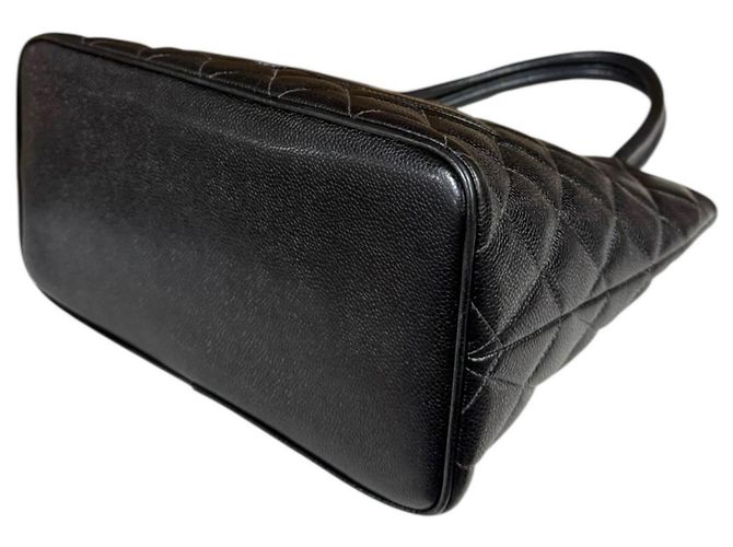 Timeless Bolso Tote Matelassé Reissue de Chanel Negro - vista 6