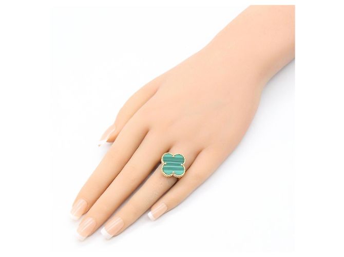 Anel Malachite Magic Alhambra da Van Cleef & Arpels Dourado Verde - vista 8