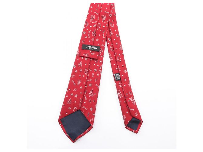 Cravatta in seta Constellation di Chanel in rosso - vista 3