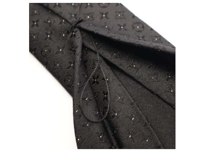 Louis Vuitton Monogram Silk Tie Black - view 6
