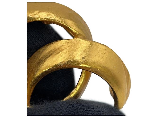 Spilla in oro Chanel con il marchio Coco D'oro - vista 8