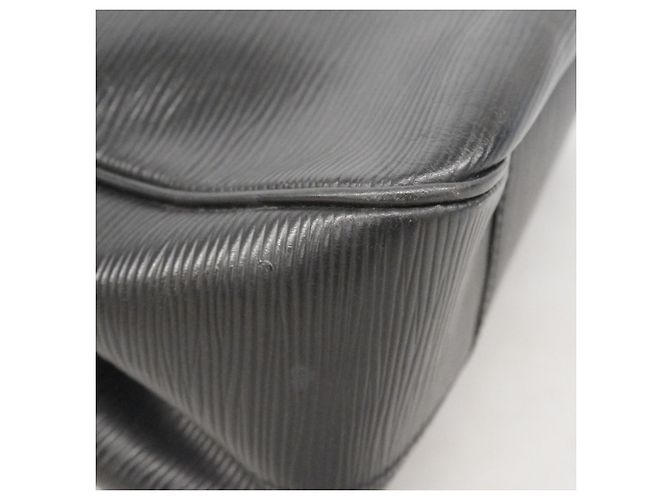 Borsa a mano Passy Epi Louis Vuitton M59262 Nero - vista 6
