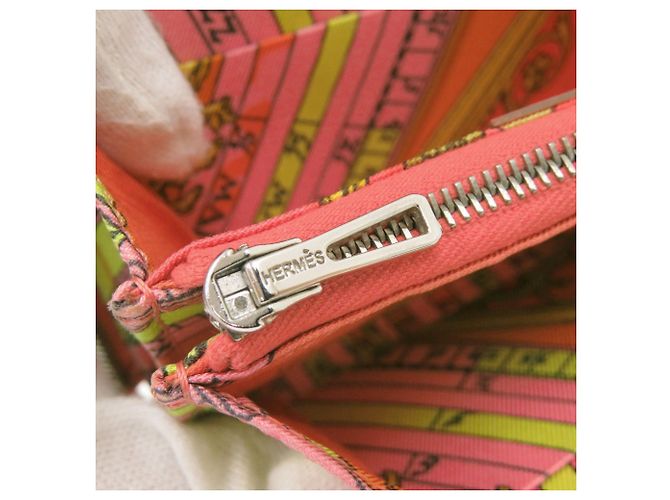 Monedero de seda Azap de Hermès en Rosa Jaipur - vista 6