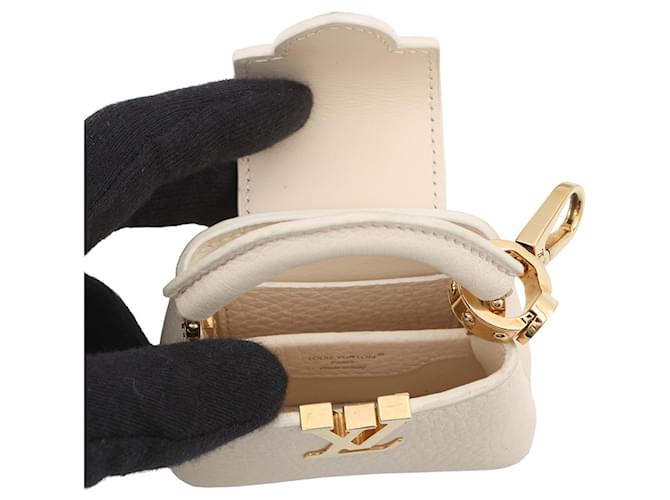 Borsa Capucines BB Louis Vuitton Bianco - vista 7