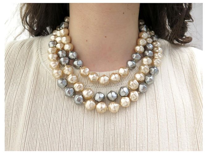 VINTAGE CHANEL-HALSKETTE 3 STRÄNGE AUS PERLMUTT & GRAU 1995 Roh - Ansicht 8