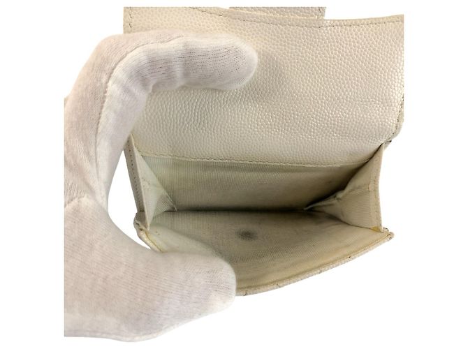 Portafoglio pieghevole in pelle matelassé Chanel Bianco - vista 8