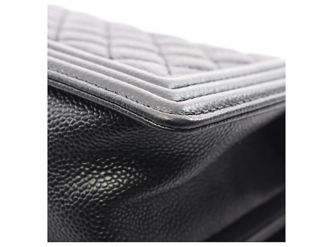 Borsa a Spalla Boy di Chanel in Pelle di Vitello Grana Nero - vista 9
