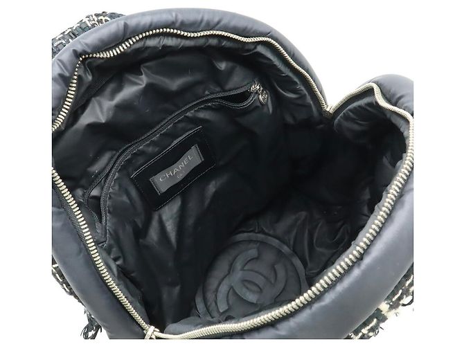 Chanel Nylon Tweed Rucksack Schwarz - Ansicht 8