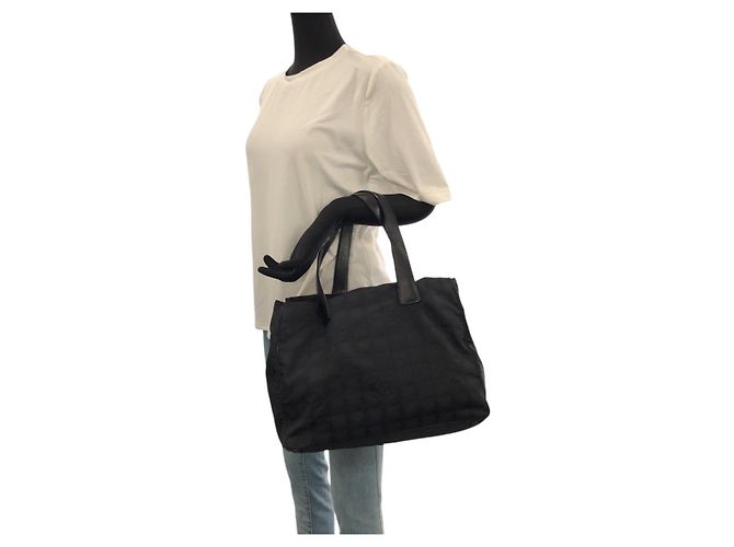 Borsa Tote in Nylon/Pelle Chanel Nero - vista 7