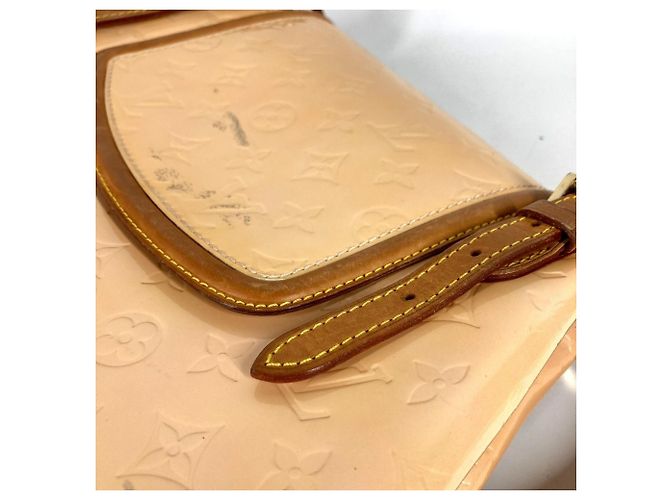 Borsa a Spalla Louis Vuitton Monogram Vernis Biscayne Bay GM Rosa - vista 12