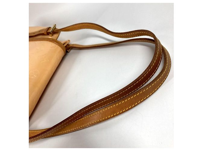 Borsa a Spalla Louis Vuitton Monogram Vernis Biscayne Bay GM Rosa - vista 7