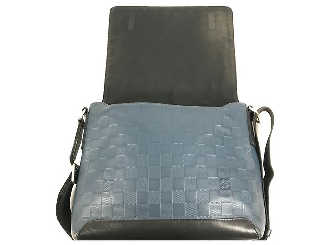 Borsa a tracolla District PM Damier Infini Louis Vuitton Nero Blu - vista 13