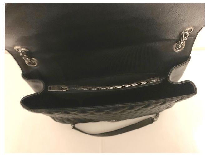 Saint Laurent Borsa a Spalla Ysl Grande Triquilt Envelope in Pelle Grana Nero - vista 14