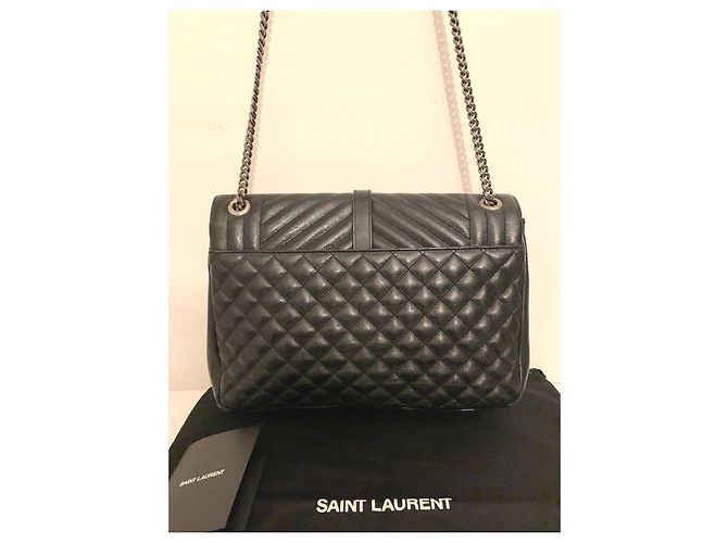 Saint Laurent Borsa a Spalla Ysl Grande Triquilt Envelope in Pelle Grana Nero - vista 16