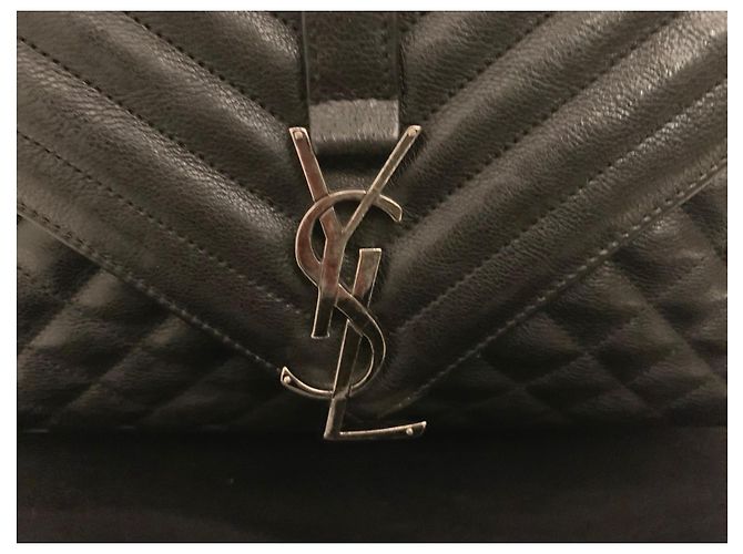Saint Laurent Borsa a Spalla Ysl Grande Triquilt Envelope in Pelle Grana Nero - vista 5
