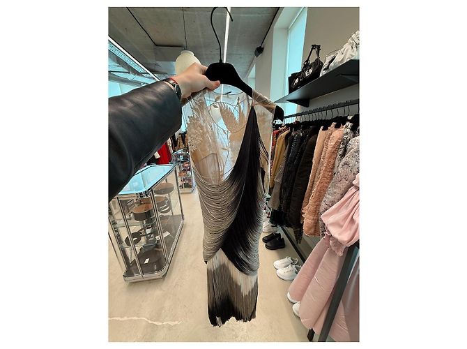 Vestido Alexander McQueen de seda con flecos efecto ombré - vista 4