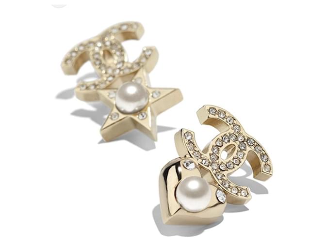 Orecchini in perle Chanel CC stella e cuore D'oro - vista 2