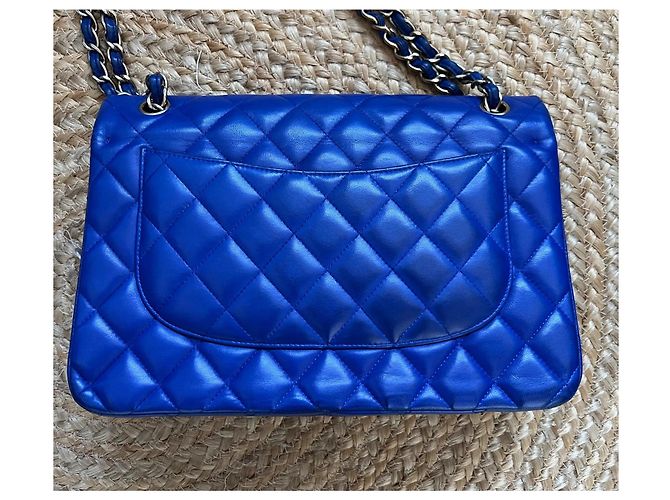Chanel Timeless Jumbo 30 in pelle d'agnello blu - vista 10