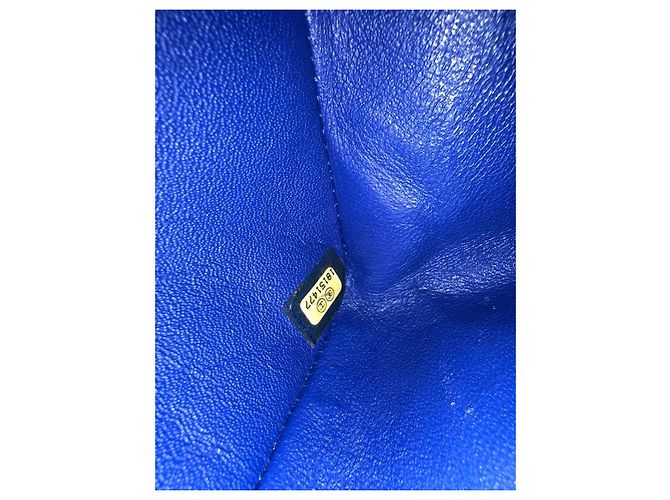 Chanel Timeless Jumbo 30 in pelle d'agnello blu - vista 8