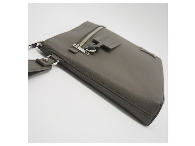 Pochette di decollo Aerogram Louis Vuitton Cachi - vista 4