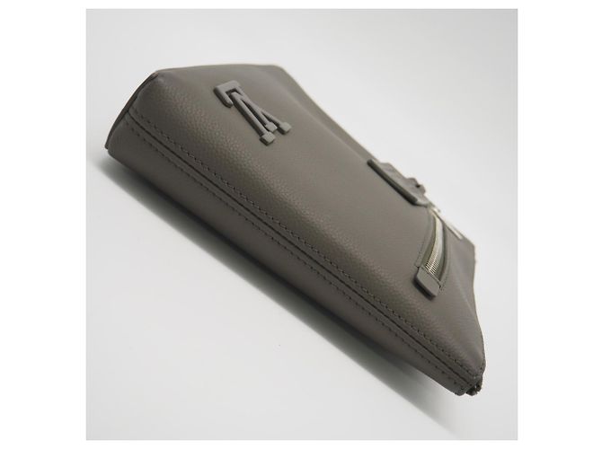 Pochette di decollo Aerogram Louis Vuitton Cachi - vista 5