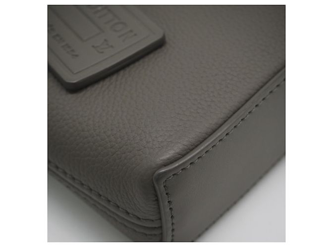 Pochette di decollo Aerogram Louis Vuitton Cachi - vista 8