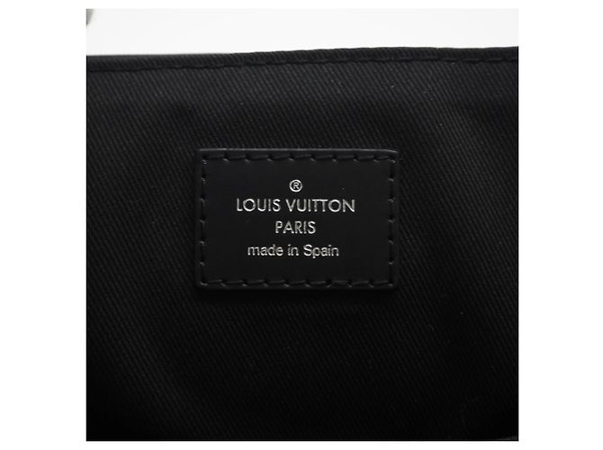 Louis Vuitton Monogram Eclipse District PM Schultertasche Braun Schwarz Monogramm - Ansicht 14