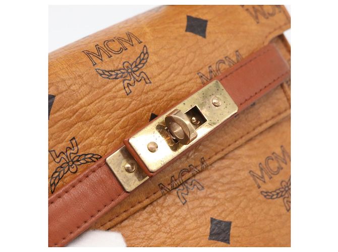 Sac à main MCM Vicetos Logogram en cuir PVC 2 en 1 marron or Auth ARZ491 Doré - vue 17