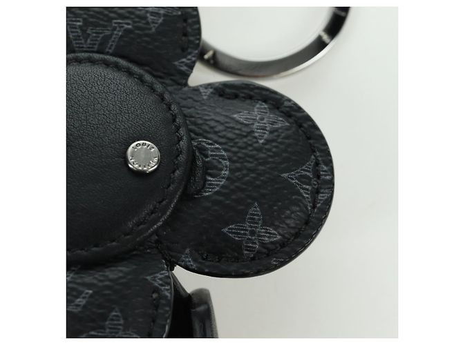 LOUIS VUITTON Monogram Eclipse Portachiavi di Vivienne MP1998 LV Auth YKZ575SAM Monogramma - vista 4
