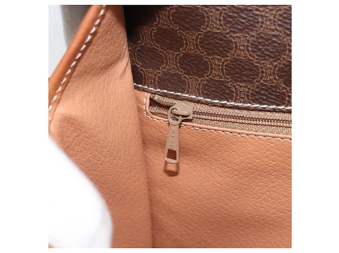 Céline Borsa a Spalla in Tela Macadam CELINE in Pelle PVC Marrone Oro Auth LNZ873A D'oro - vista 21