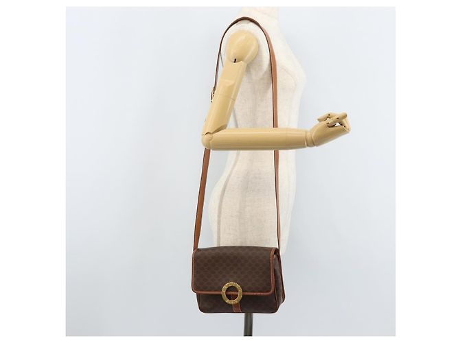 Céline Borsa a Spalla in Tela Macadam CELINE in Pelle PVC Marrone Oro Auth LNZ873A D'oro - vista 23