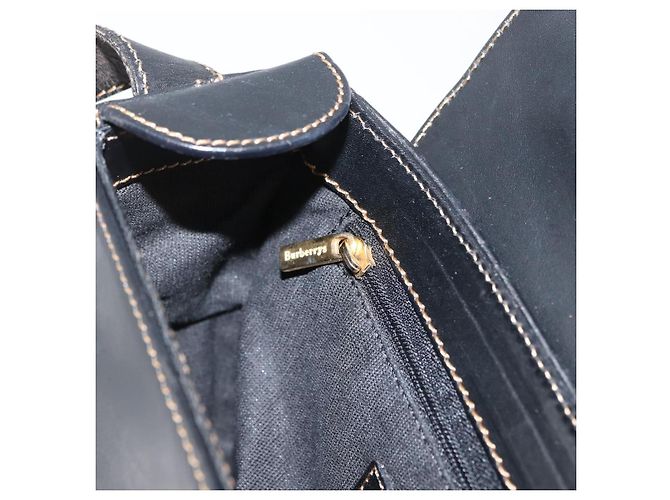 Borsa a Spalla Burberrys Nova Check in Pelle PVC Nera e Oro Auth AMZ334 Nero D'oro - vista 20