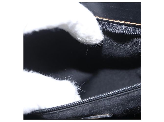 Borsa a Spalla Burberrys Nova Check in Pelle PVC Nera e Oro Auth AMZ334 Nero D'oro - vista 21