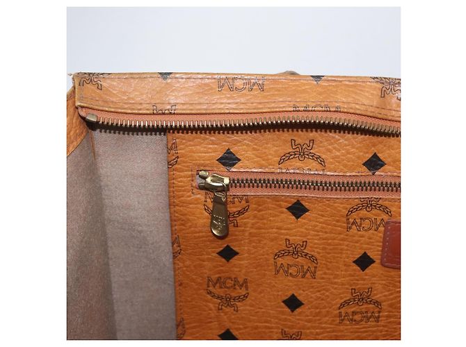 Borsa Tote Vicetos Logogram MCM in pelle PVC marrone e oro Auth gh1947 D'oro - vista 20