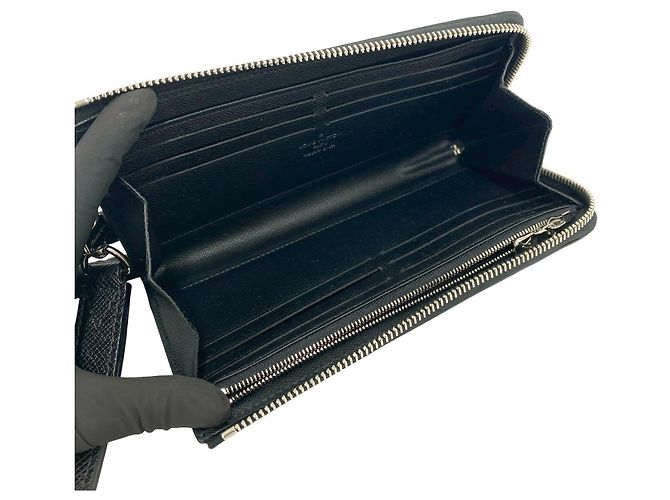Cartera Larga Zippy Dragonne Louis Vuitton Negro - vista 7