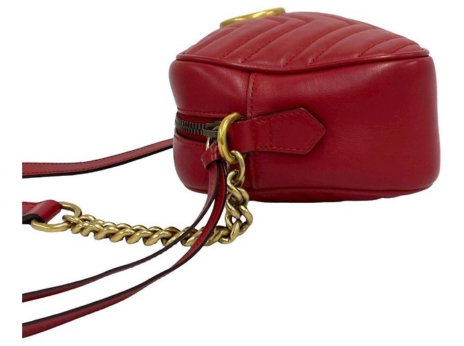 Borsa a spalla in pelle rossa GG Marmont di Gucci Rosso - vista 5