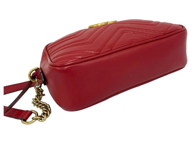 Borsa a spalla in pelle rossa GG Marmont di Gucci Rosso - vista 7