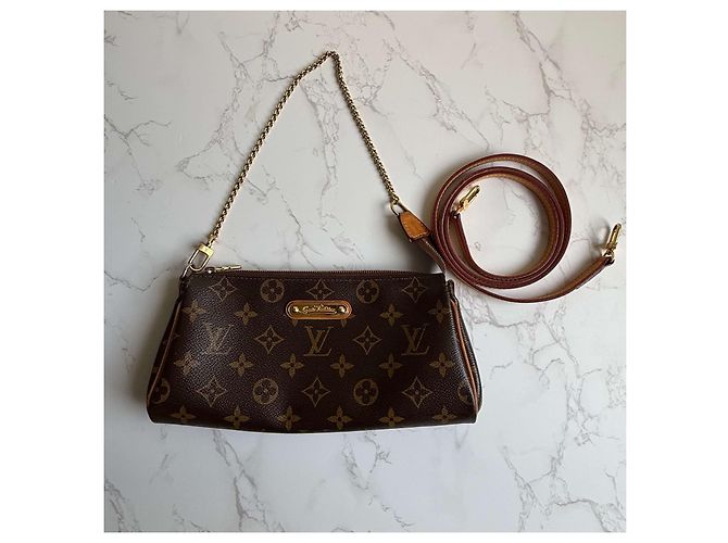 Borsa a tracolla Eva monogram di Louis Vuitton Marrone - vista 5