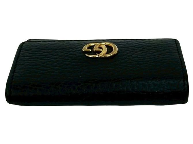 Chaveiro de couro com logo GG Marmont da GUCCI - vista 3