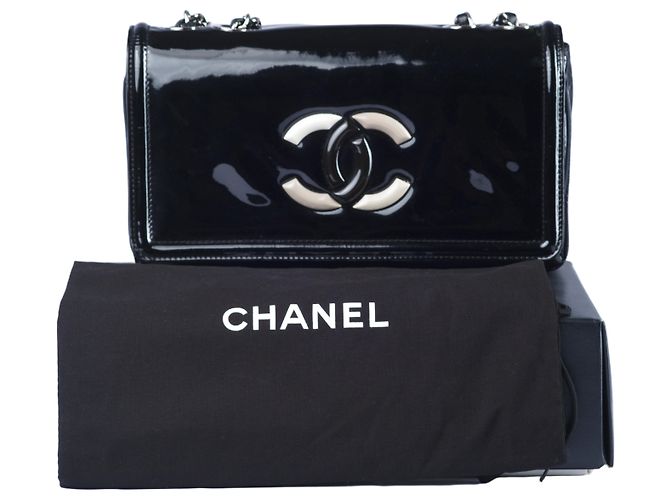 Borsa a flap in vernice Chanel Nero - vista 13