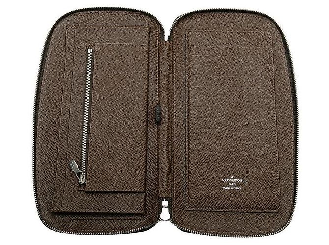 Portafoglio lungo Organizer Atoll Taiga Louis Vuitton Marrone - vista 6