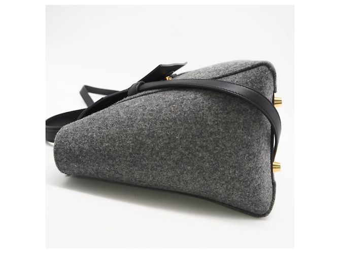 Belt Bag Céline Borsa a Cintura in Pelle Feltro CELINE Micro - Borsa a Mano 2 in 1 Marrone Nero - vista 2