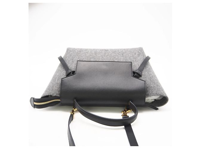 Belt Bag Céline Borsa a Cintura in Pelle Feltro CELINE Micro - Borsa a Mano 2 in 1 Marrone Nero - vista 4
