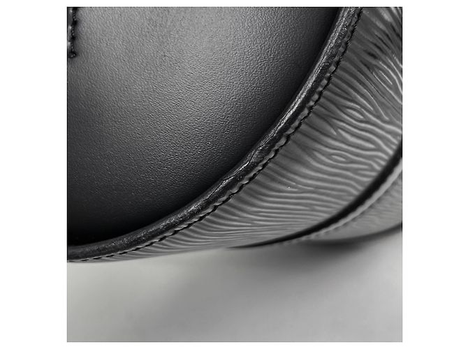 Borsa cilindrica Soufflot Louis Vuitton Nero - vista 3