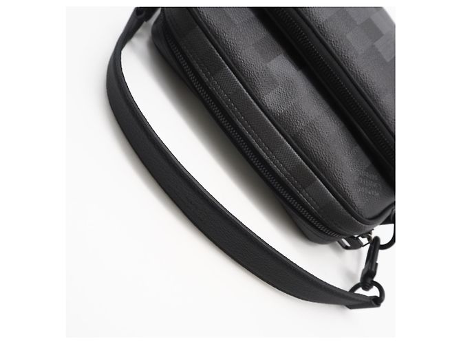 Borsa a spalla Nile Damouflage di Louis Vuitton Marrone Nero - vista 4