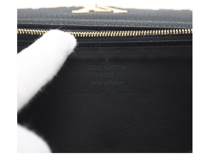 Louis Vuitton Taurillon Langbörse Schwarz - Ansicht 17