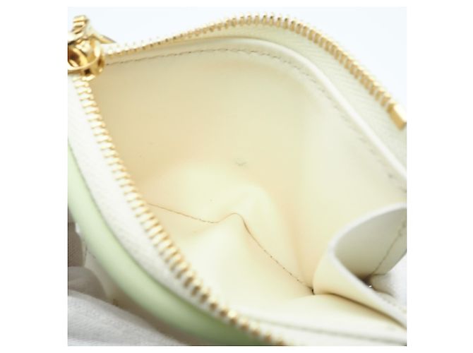 Cartera Capucines XS en Taurillon Louis Vuitton Blanco Verde - vista 13