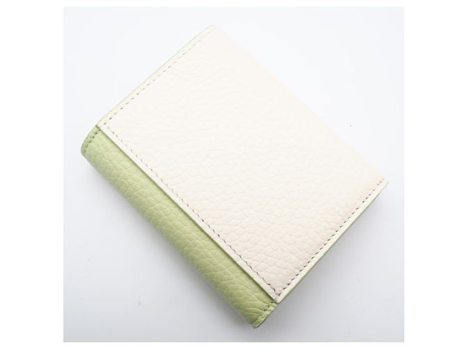 Cartera Capucines XS en Taurillon Louis Vuitton Blanco Verde - vista 2