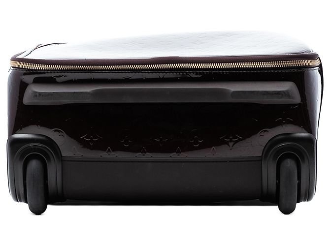 Louis Vuitton Pegase 45 in Vernis Monogramma Viola Porpora - vista 3